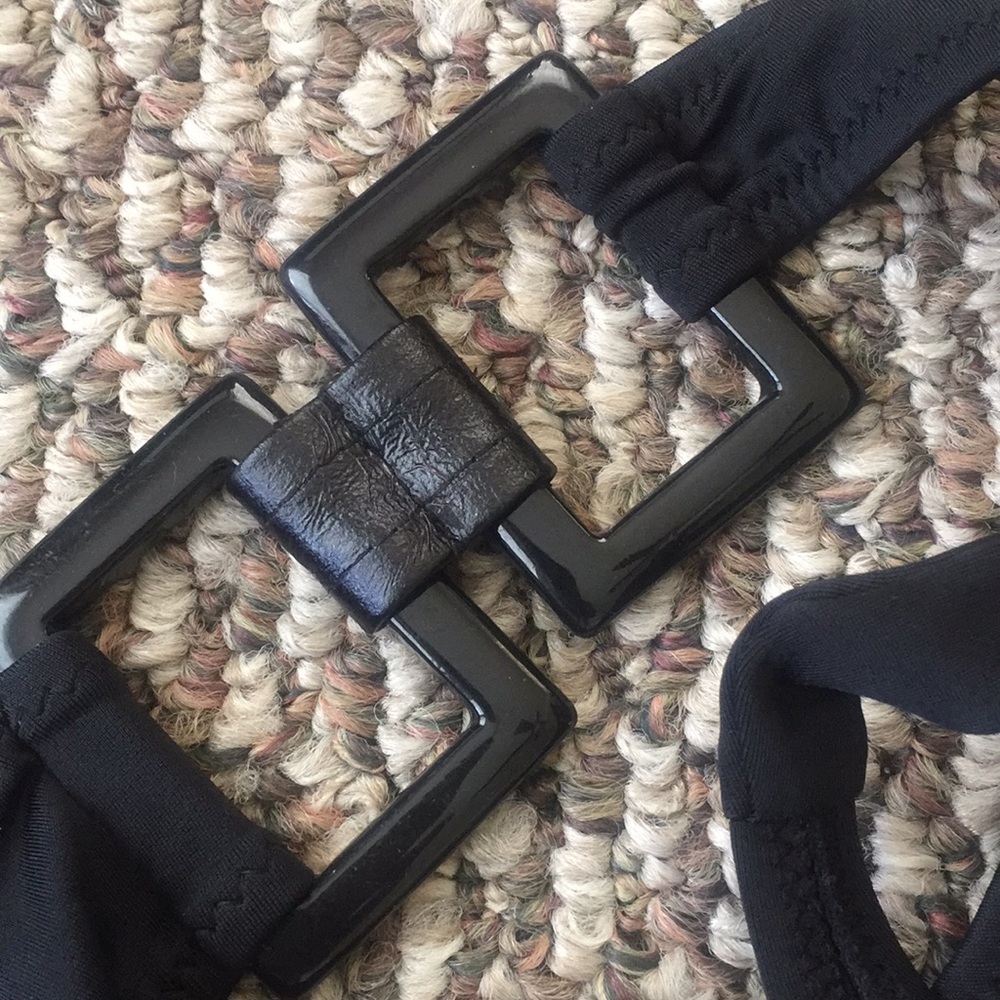 Swimsuit - Picture 5 of 7